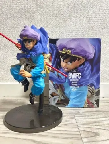 Son Goku boneco