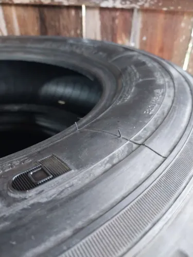 Pneus aro 14 (175/80 R14)