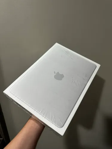 MacBook Neo 13 256GB Silver - LACRADO
