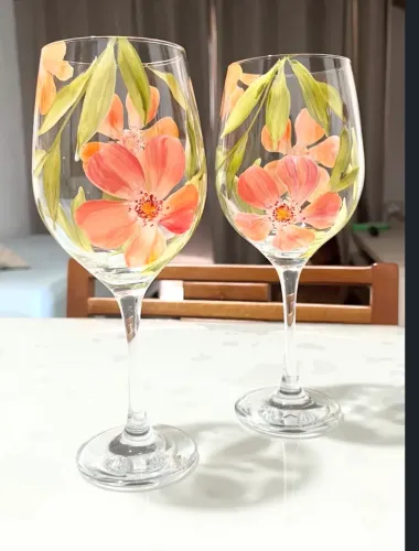 Kit 2 taças vinho pintadas à mão 