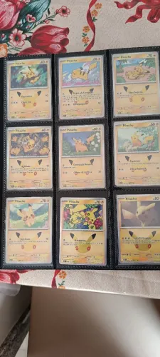 Master Set de 30 Pikachus