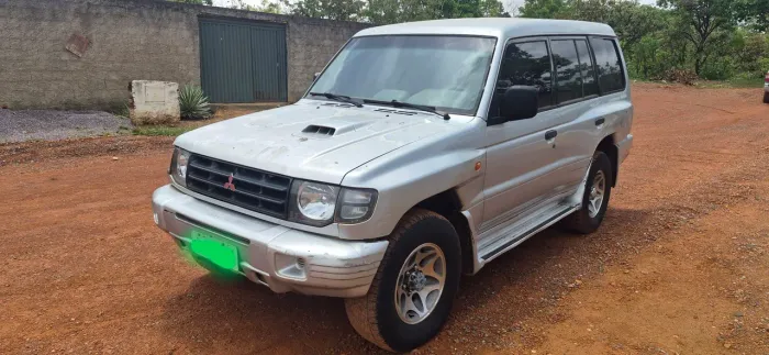 Mitsubishi Pajero GLS 2.8 Diesel Turbo Mec. 2000
