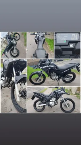 VENDO XRE 300 ABS 2021.