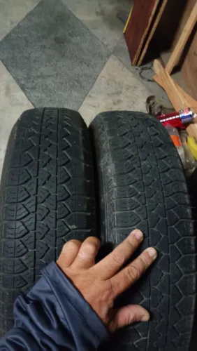 Par pneu original Fusca Itamar sem câmara aro 15
