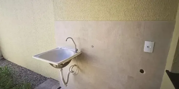 CASA EM BELO HORIZONTE, 3 QUARTOS, 2 BANHEIROS E 2 VAGAS DE GARAGEM