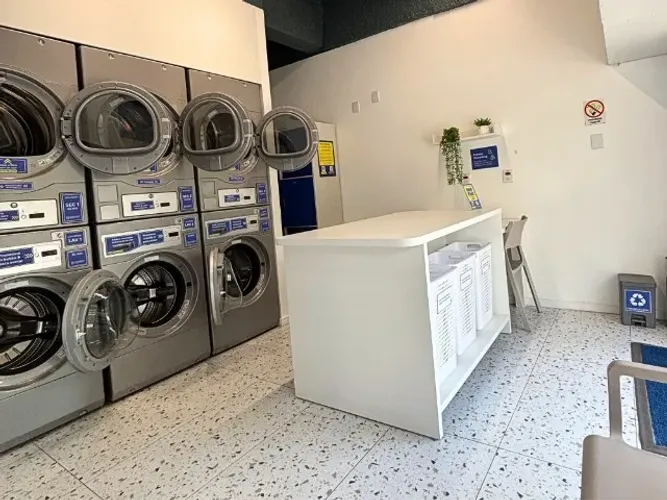 Oportunidade: Lavanderia Autosserviço - Próx. HCPA