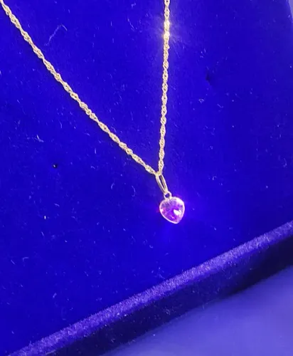 Gargantilha com Coração Zircônia 5 mm Ouro 18 Kilates Cordão Peso 0.80 Grama 40 Cm 