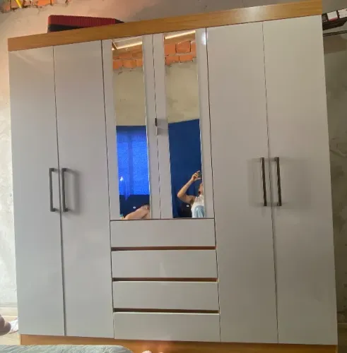 Guarda roupa
