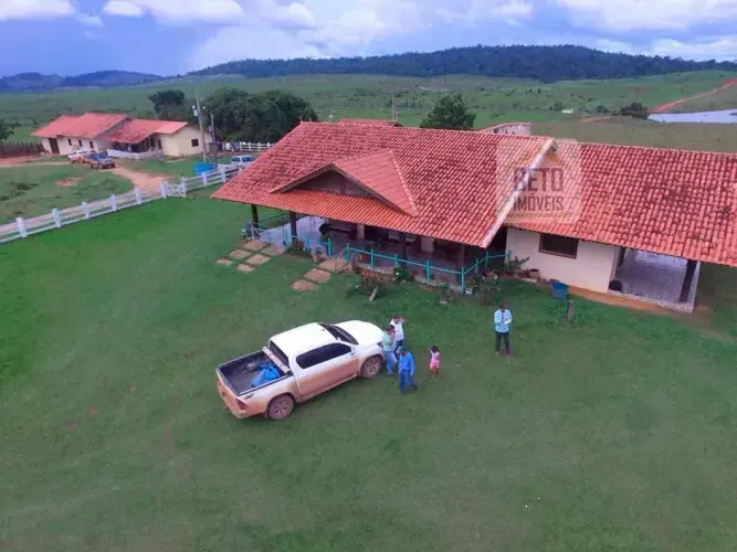 Fazenda/Sítio/Chácara para venda com 250000000 metros quadrados em Área Rural de Araxá - A
