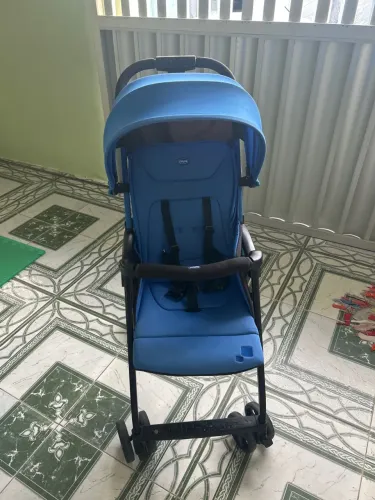 Carrinho bebê passeio