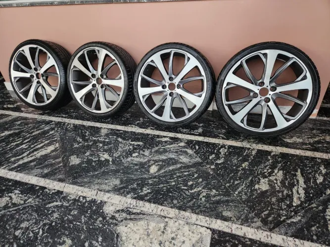 Jogo de Rodas Aro 19 + Pneus 235/35 R19 - Furação 4x108