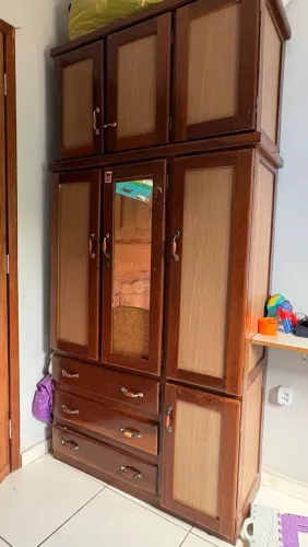 Vendo Guarda Roupa 3 Portas