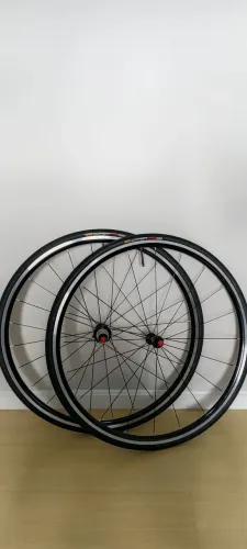 Rodas 700 speed  ARC ultra light 1.5g
