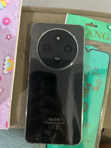 Redmi 14C na caixa