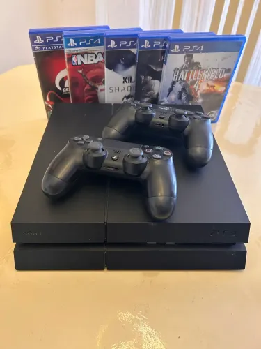 Ps4 1Tb - Troco por iPhone 