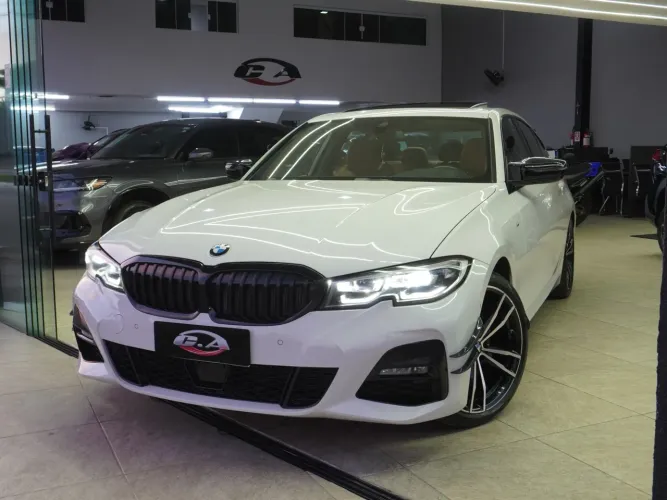 BMW 320I A 2.0 TB M Sport Activeflex 16V 4P 2021