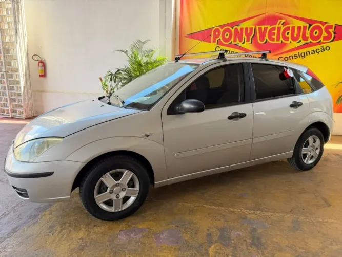 Ford Focus 1.6 S/se/se Plus Flex 8v/16v 5P 2008