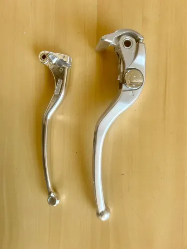 Par manetes originais usadas de BMW S1000RR / S1000R / HP4 (2010 a 2018)