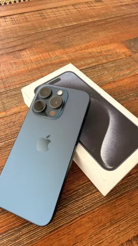 iPhone 15 pro 256