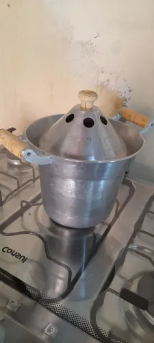 Fervedor de leite. 