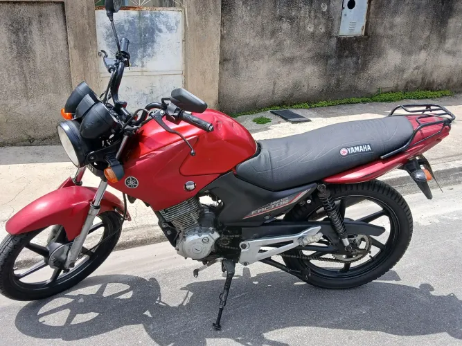 FACTOR 125cc barata pra sair logo