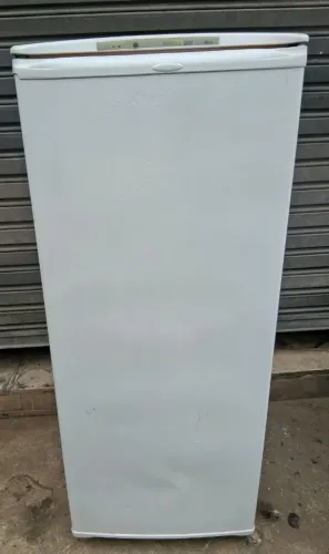 Vendo freezer 240 litros
