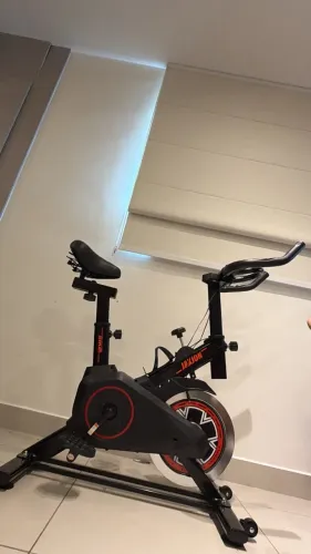 Bicicleta ergométrica nova