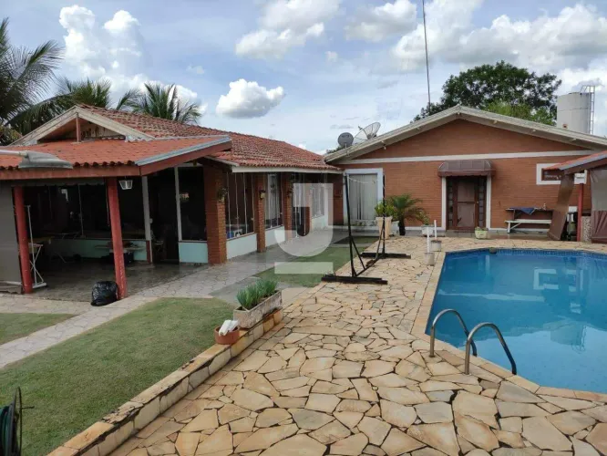 Chácara à Venda - Belvedere do Lago, Paulínia - 1.840m2 - 3 Quartos