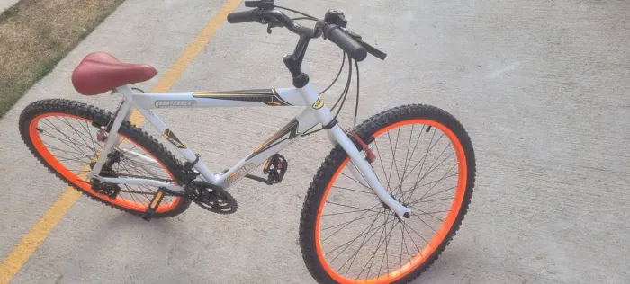 Bicicleta New Bike Macol / Nova