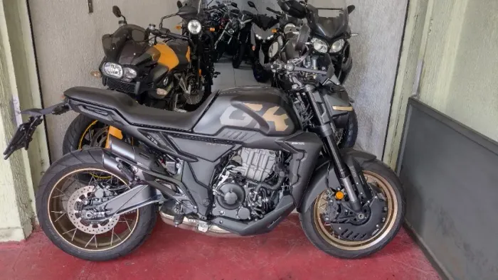 ZONTES GK 350 2025 PRETA IMPECAVEL COM APENAS 1.900KM E GARANTIA TOTAL