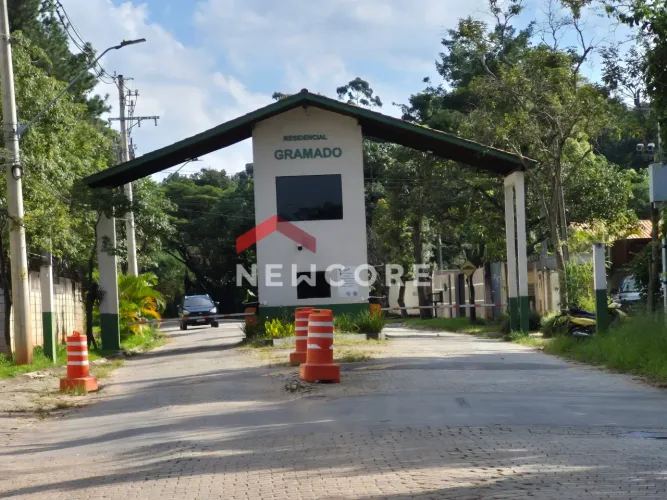 Lote em condomínio em Rua Rio Grande do Norte - Gramado - Cotia/SP
