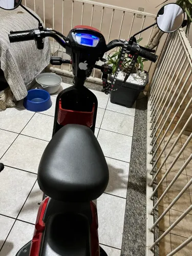 ?moto elétrica ecoo smart 500 volts potência estilo è economia