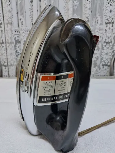 Ferro A Vapor General Electric Antigo VINTAGE