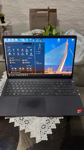 Notebook semi novo