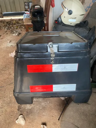 Caixa de entrega 80L