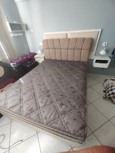 Cama Box Casal + Colchão - Muito Conservada