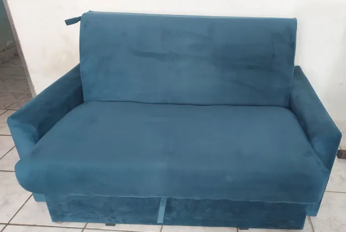 Sofá cama com baú