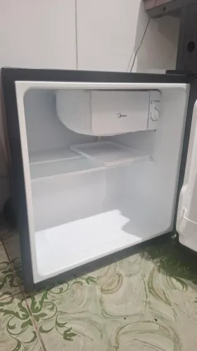 Frigobar Midea 45L