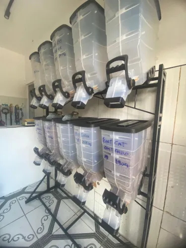 Vendo loja de ração com tudo dentro 