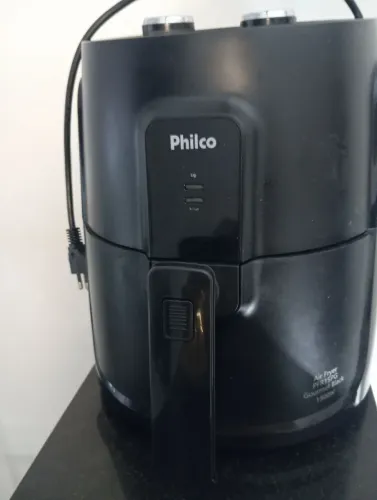 Vendo uma Air Fryer seminova volor ,200,00