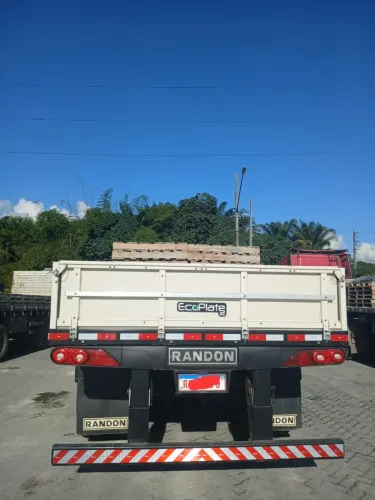 Carreta Randon LS 3 eixos