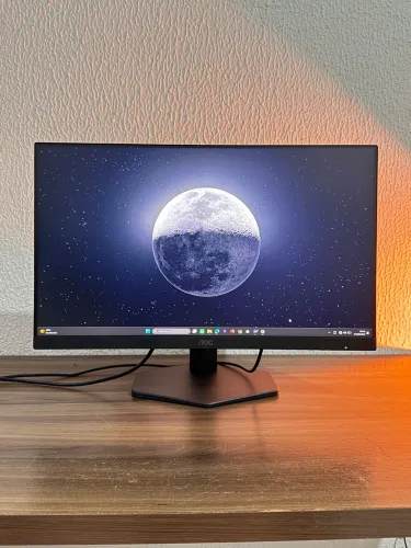 Monitor AOC 24" IPS 180Hz com Base Ajustável | Aceito Cartão | Entrego