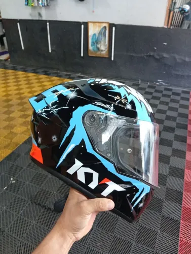 Capacete Kyt