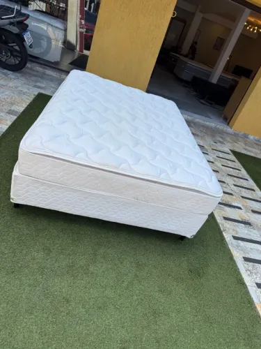 Colchão de Casal CASTOR SEMINOVO TOP - ENTREGAMOS!