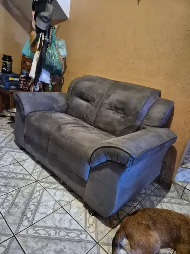 Sofá Camurça 2 Lugares Seminovo Higienizado