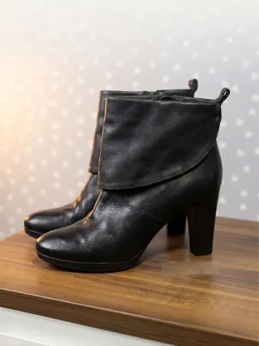 Bota marca 1001 Pattes
