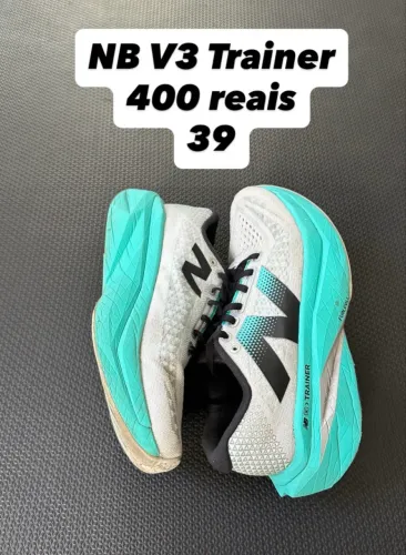 Tênis New balance v trainer