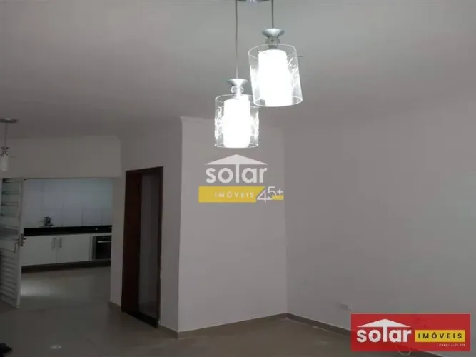 Sobrado em condomínio fechado: