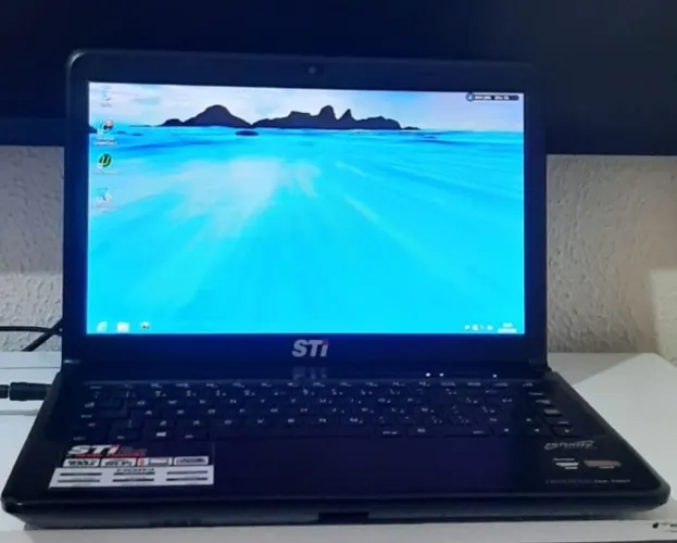NOTEBOOK STI...AMD..C-70...FUNCIONANDO PERFEITAMENTE