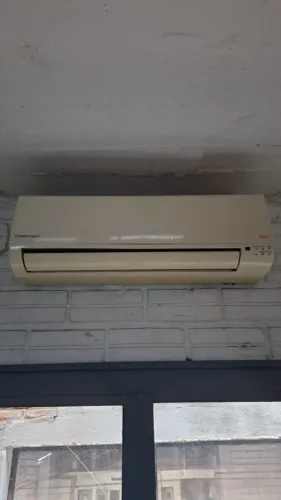 Ar Condicionado WESTPOINT 9.000BTU/h 220V - EM PERFEITO FUNCIONAMENTO